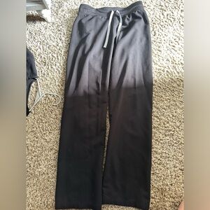 XS Black Figs Scrub Set